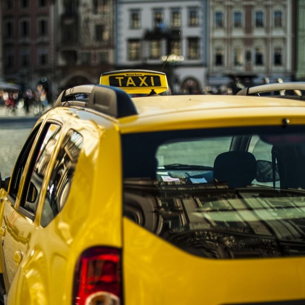 yellow taxi car in city urban transportation 2026 03 09 06 33 14 utc.jpg